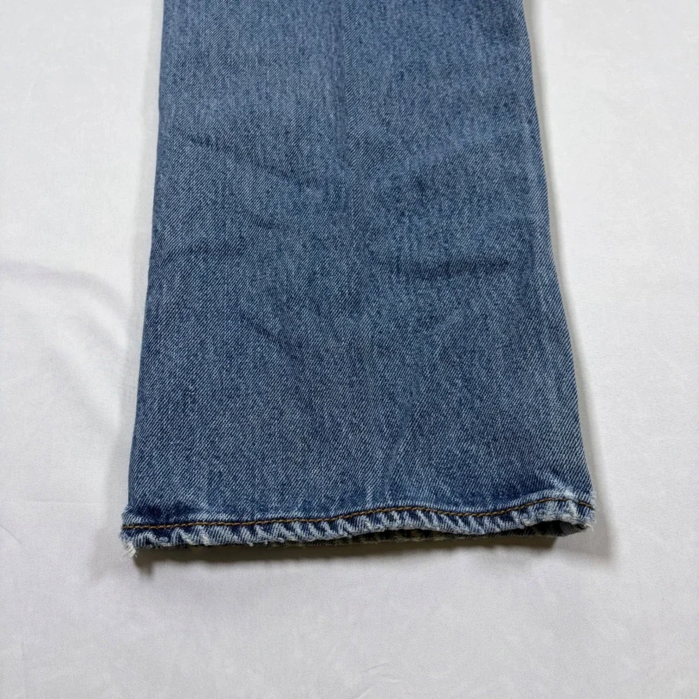 Levis 501 Original Fit Jeans Mens 34x30 Medium Wash Blue Button Fly Straight Leg